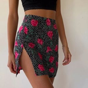 motel shenka printed satin mini skirt